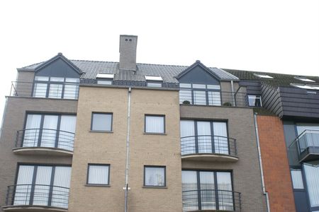 Duplex-appartement met 2 slaapkamers vlakbij centrum en station van Sint-Truiden - Photo 3