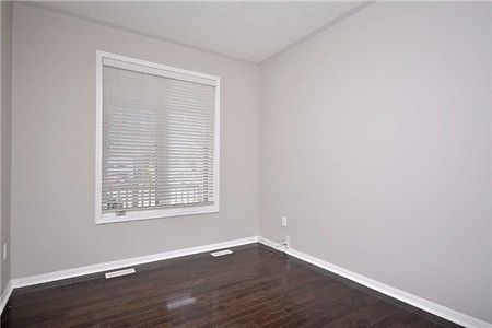 For Lease - 424 Zuest Crescent, Milton, Ontario - Photo 5