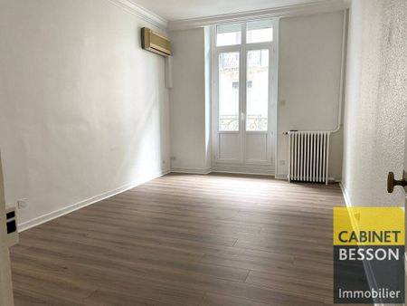 Location appartement Grenoble 38000 5 pièces 133.91 m² - Photo 2