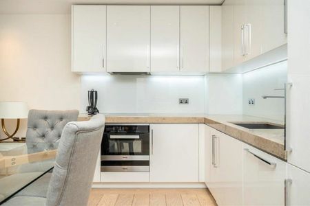 Strand, Fitzrovia & Covent Garden, WC2R - Photo 5