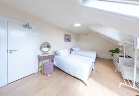 Fortess Road, London - Photo 3