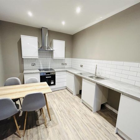 2 bedroom apartment to rent - Photo 4