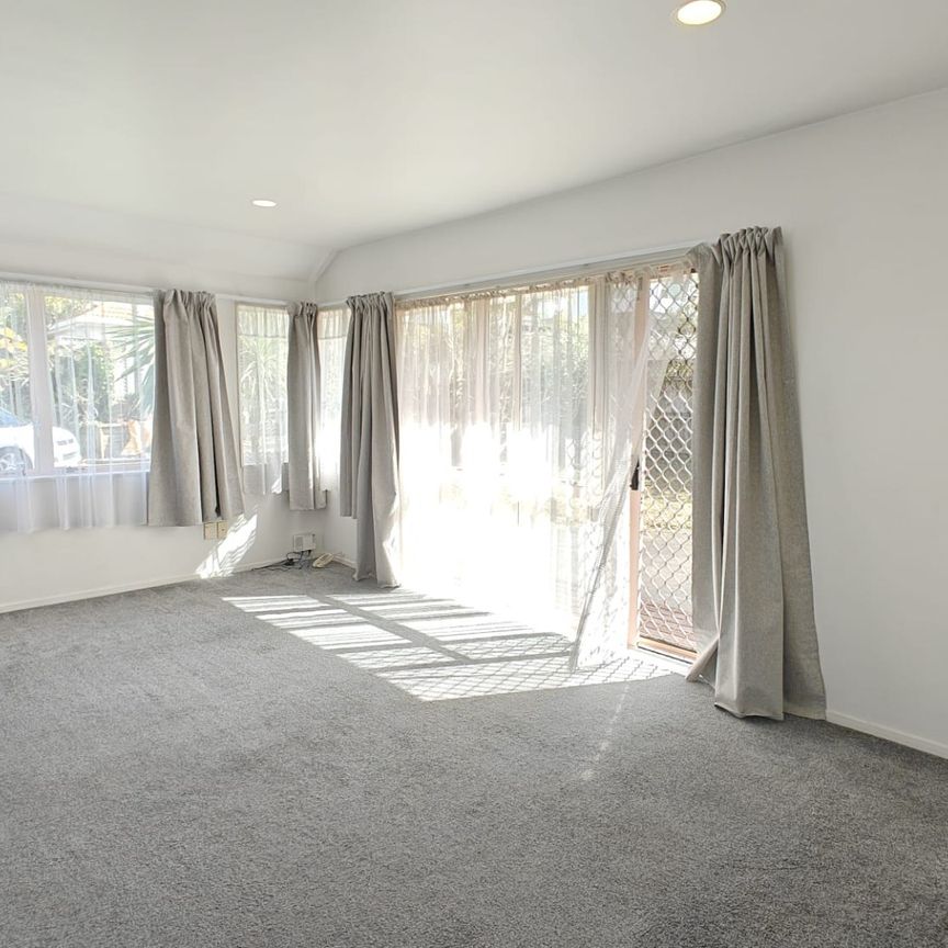 Property Management182D Mokoia Road, Birkenhead - House for Rent - Photo 1