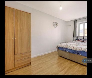 4 bedroom terraced house to rent - Photo 4