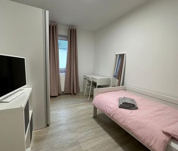 WG Zimmer in Damen WG Bad Homburg Ober Erlenbach - Foto 1