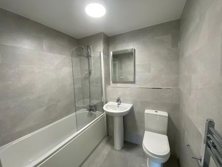 2 bedroom apartment to rent - Photo 5