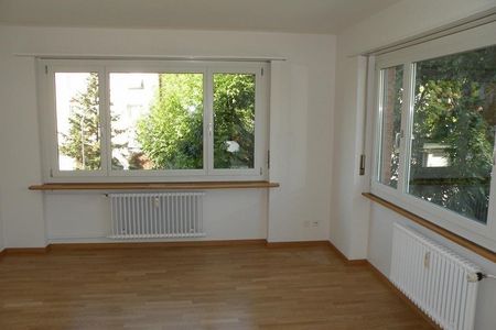 Charmante 4-Zimmerwohnung an zentraler Lage - Photo 3
