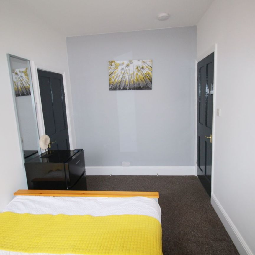 Student Accommodation, 16 Carholme Road, Newland, Lincoln, Lincolnshire, LN1 1RR, United Kingdom - Photo 1