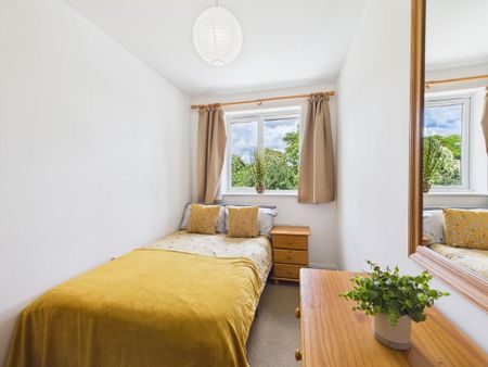 1 bedroom semi-detached house to rent - Photo 3