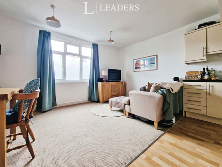 2 bedroom maisonette to rent High Street, Eastleigh, SO50 - Photo 3