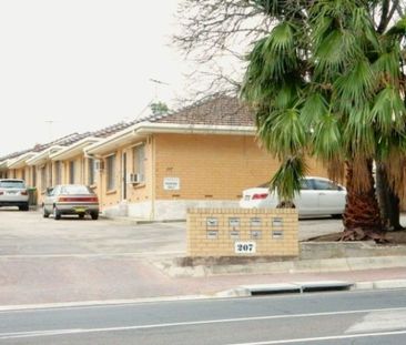 Low Maintenance Living!! - Photo 3