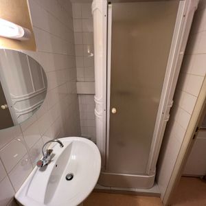 Location Appartement 1 pièce 22m² - Photo 2