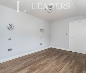 2 bedroom bungalow to rent Carlton House, Ringwood Road, Woodlands,... - Photo 4