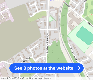 Glisk, Ellesmere Port, CH65 - Photo 1