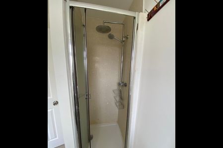 7 Bed Maisonette, Kitchener Road, E17 - Photo 2