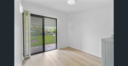 RENOVATED SELF-CONTAINED STUDIO - DOUBLE LEVEL IN THE HEART OF NUNDAH - Photo 2