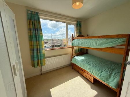 9 Ballaghmore Avenue, Portballintrae, Bushmills, BT57 8RX - Photo 5