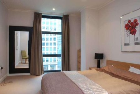 Discovery Dock West, Canary Wharf, E14 - Photo 3