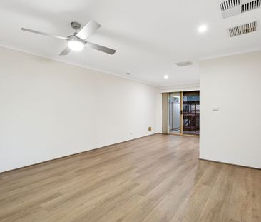 19/33 Brookside Avenue, Kelmscott Wa 6111 - Photo 1