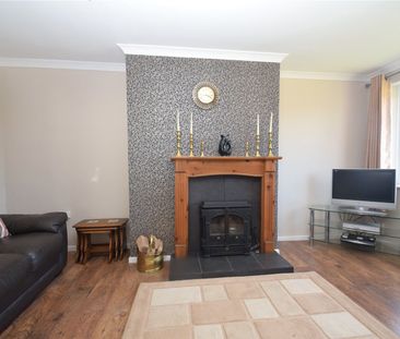2 bed semi-detached bungalow to rent in Howes Road, Hunmanby, YO14 - Photo 1