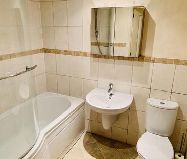 1 bedroom flat to rent - Photo 6