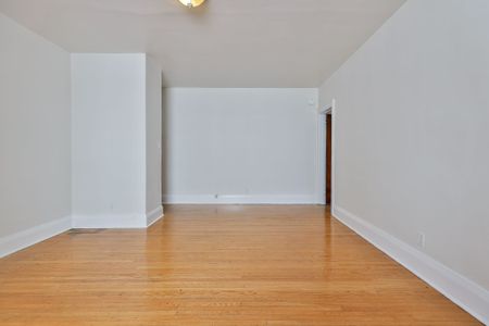 For Lease - 1215 Woodbine Avenue Unit# 2, Toronto, Ontario - Photo 4