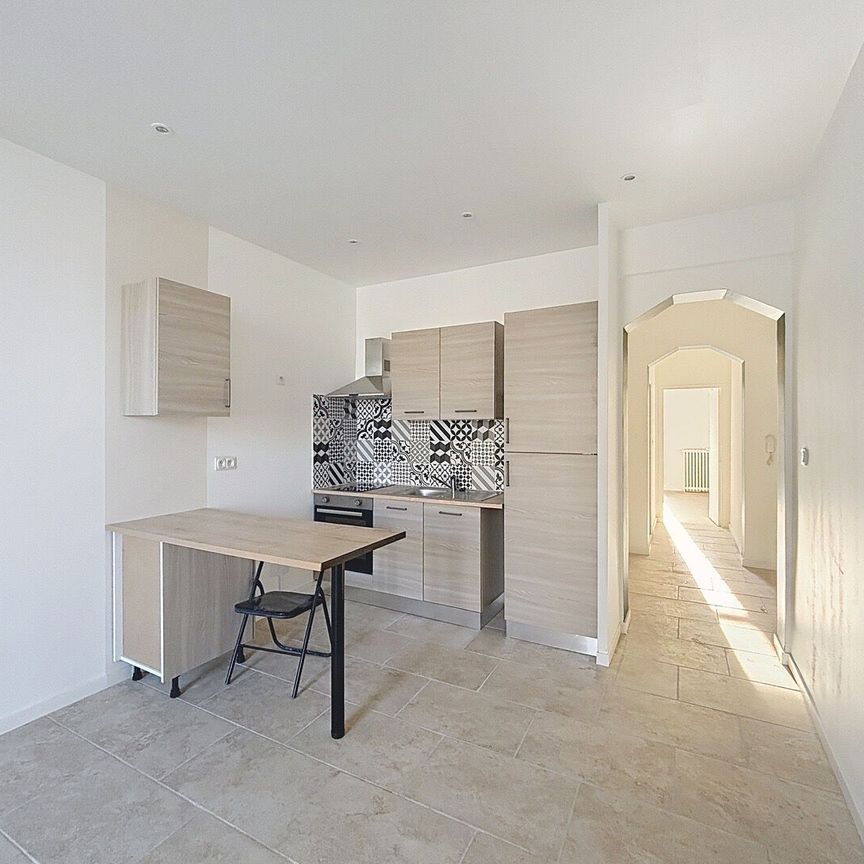 Location Appartement 2 pièces 44m² - Photo 1