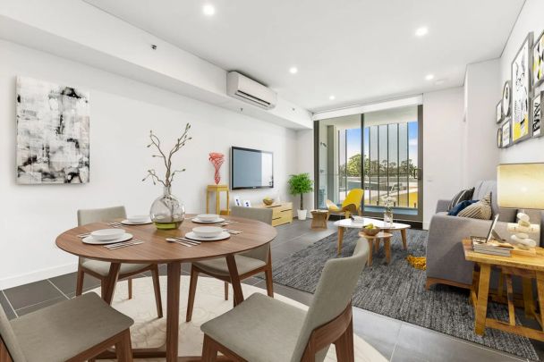 Stylish & Spacious Two-Bedroom Apartment in Prime Canterbury Location - Photo 1