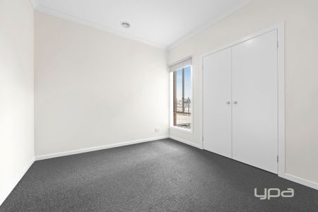 LOW MAINTENANCE OPPORTUNITY - Photo 2