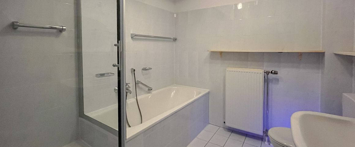 Barrierefreie 3-Zimmer-Wohnung mit zwei Balkonen und Tiefgaragenstellplatz in Zentrumnähe! - Foto 1