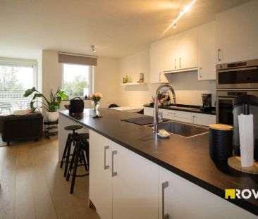 Zeer energiezuinig en instapklaar appartement (tot. opp. 81,44 m²) met private autostaanplaats - Photo 4