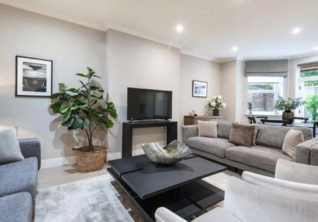 3 bedroom apartment to rent - Photo 4