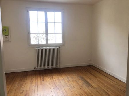 Appartement de type F5 en plein coeur de Montesson - Photo 3