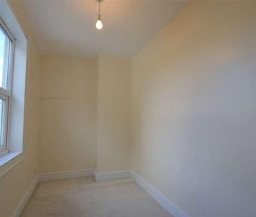 Rose Cottages, Hambrook Street, Charlton Kings, Cheltenham, GL52 - Photo 3