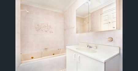 Great Family Home - Photo 3