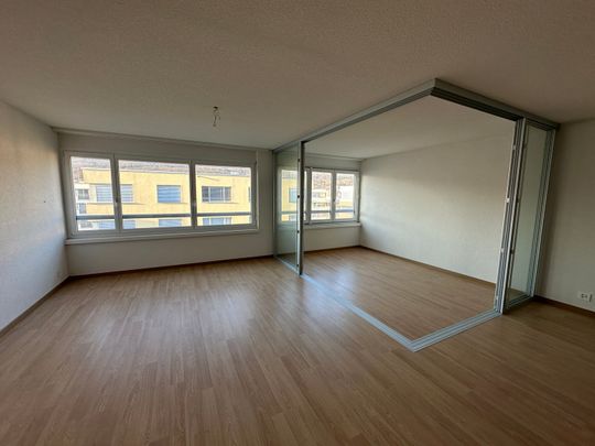 3.5 Zimmer, 82 m², 4. Stock - Photo 1