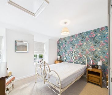 2 bedroom semi-detached house to rent - Photo 6