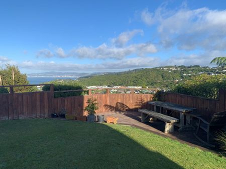 58 Cypress Drive, Maungaraki - Photo 2