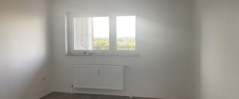 Ganz oben wohnen, der Blick wird sich lohnen! - Foto 1