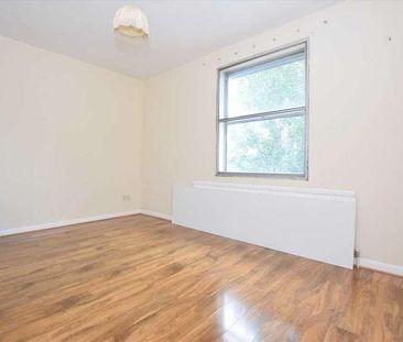 Albany House, Albany Crescent, Edgware, HA8 - Photo 2