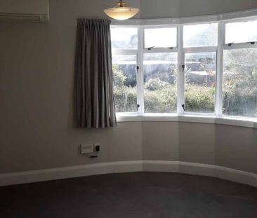 Charming deco character home - Photo 4