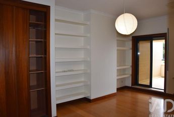 Apartamento T5 em Coimbra