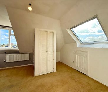 4 bedroom chalet to rent - Photo 4