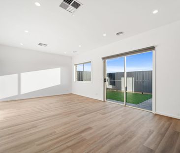 Affordable Family Living in Melton South - Photo 2