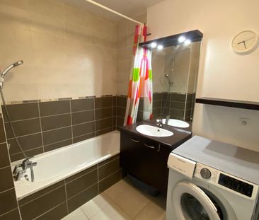 Location Appartement 3 pièces 70m² - Photo 6