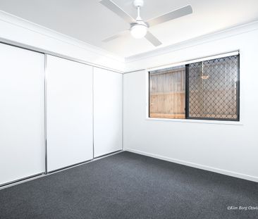 Family-Friendly Living in a Quiet Hillcrest Street - Photo 4