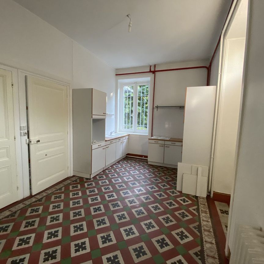 Location Maison 3 pièces 126m² VILLARS LES DOMBES 01330 - Photo 1