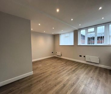 Stamford House, Guildford, GU1 - Photo 3