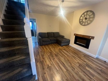 Clos Eileen Chilcott, Abertawe, SA7 - Photo 2