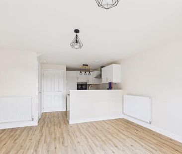 4 bedroom house to rent - Photo 2